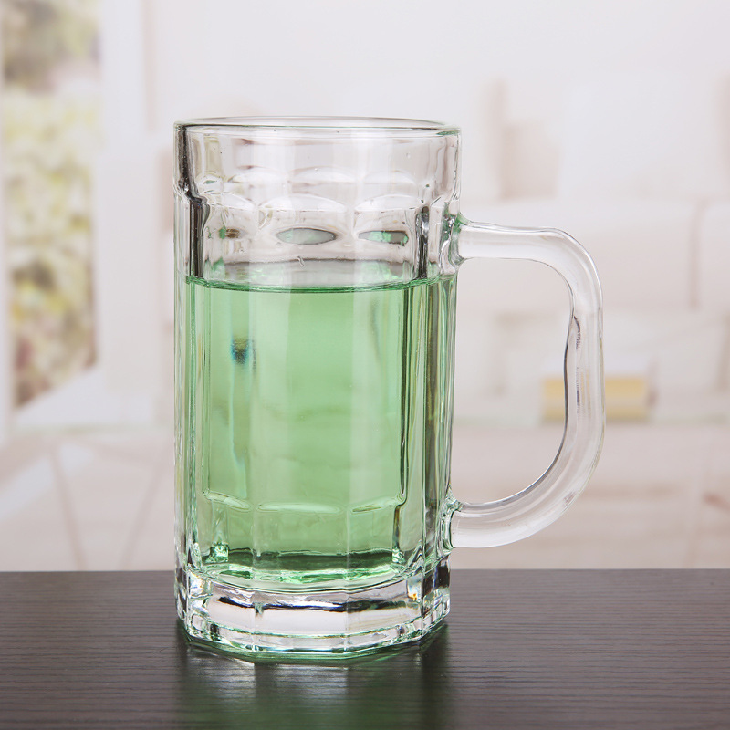 Wholesale glass beer mugs, thickened draft beer cups 400ml, advertising draft cups, customized beer promotion cups Application Scenario