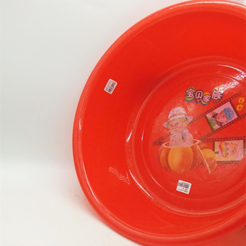 Large plastic basins, laundry basins, bath basins and foot washing basins details Picture