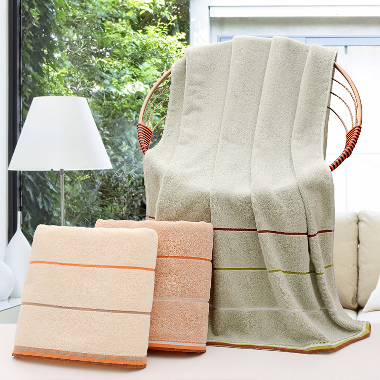 Direct sales of pure cotton bath towels from Yiwu factory, thickened 32-strand adult three-segment bath towels, daily necessities and household bath towels Application Scenario