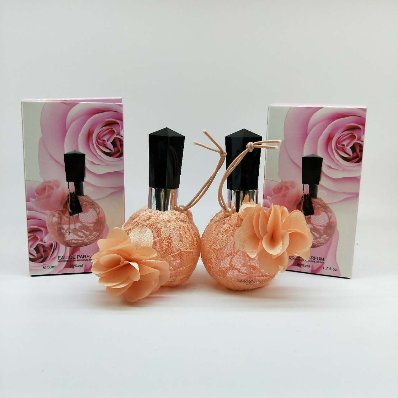 عطر من عطر السيدة الدائمة