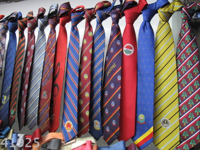 logo tie