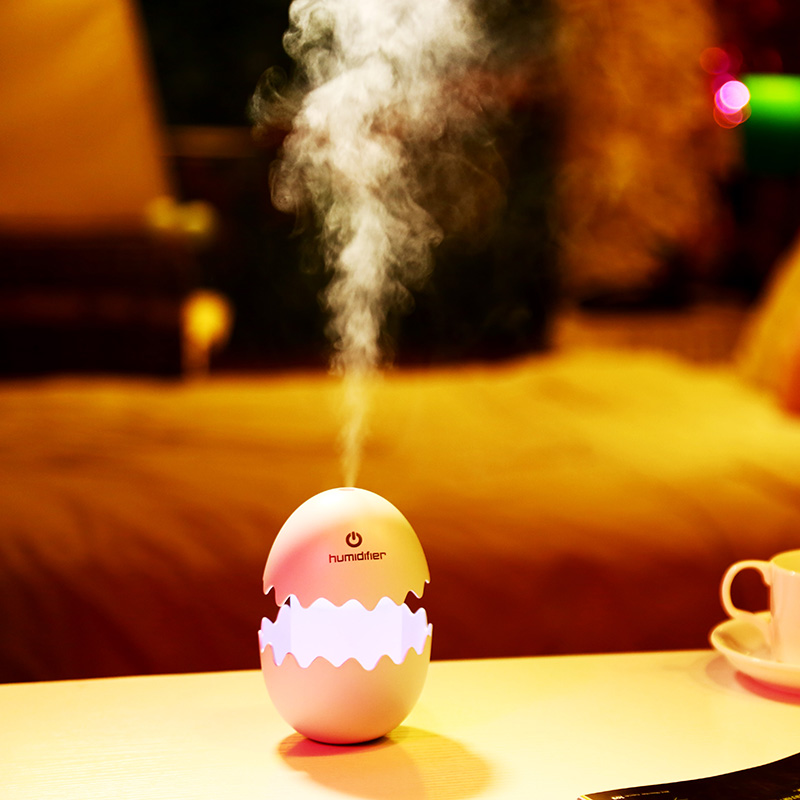USB Fun Egg Mini Humidifier, Home Creative Silent Humidifier, Gift Night Light, Small Eggshell Humidifier Application Scenario