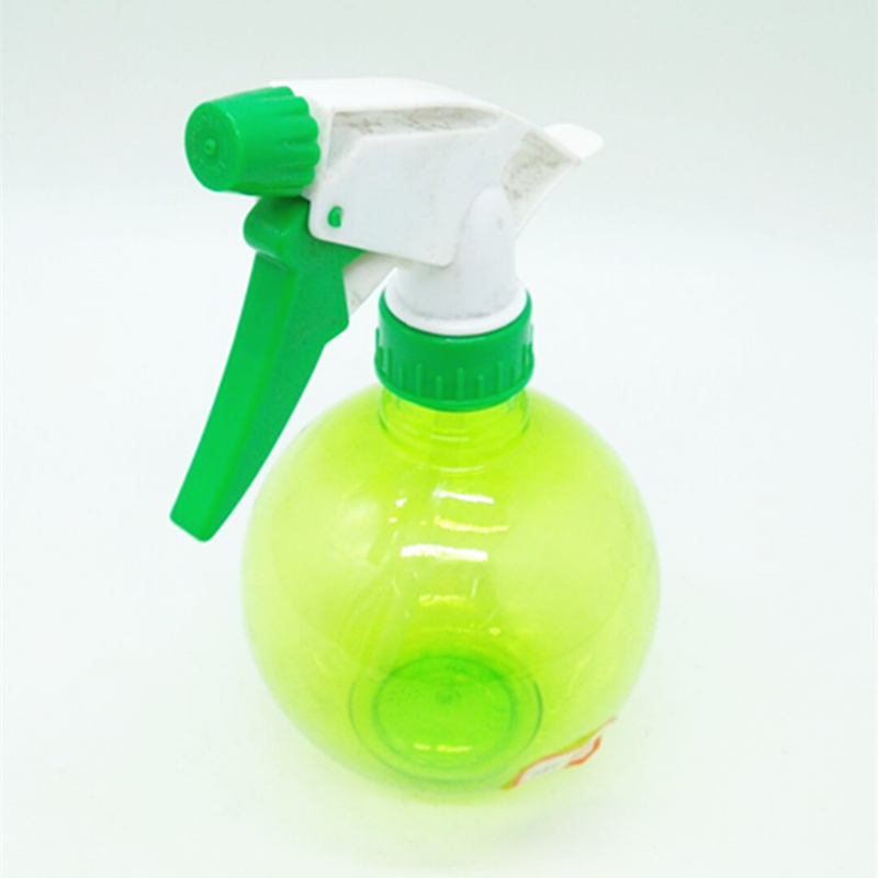 853 plastic spray bottle, alcohol spray bottle, grass and flower growing, colorful bottle, transparent bottle Application Scenario
