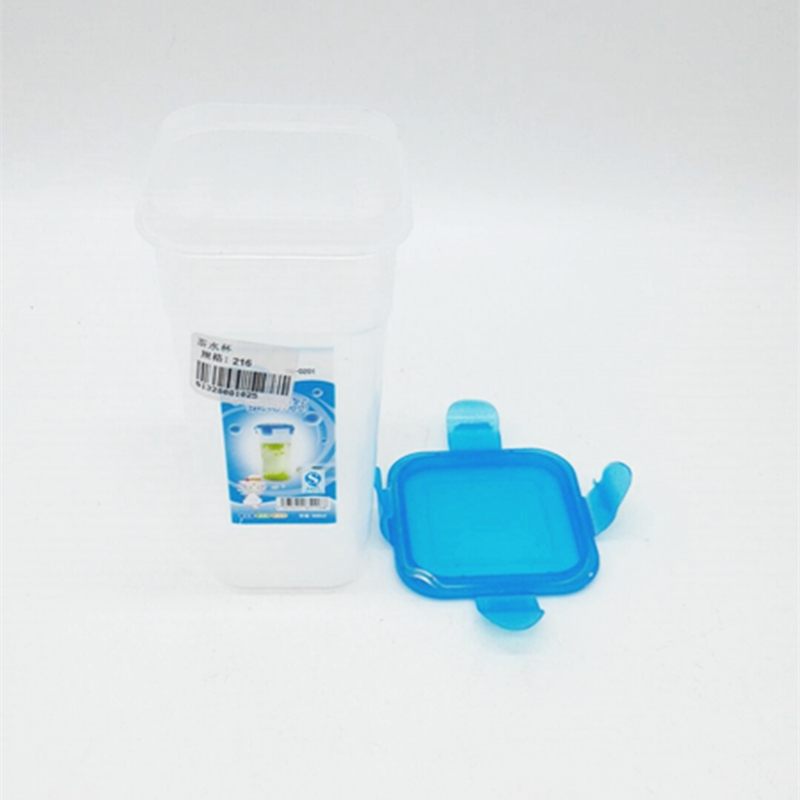 Lock&lock plastic water cups, tea cups, tea brewing cups, portable cups Application Scenario