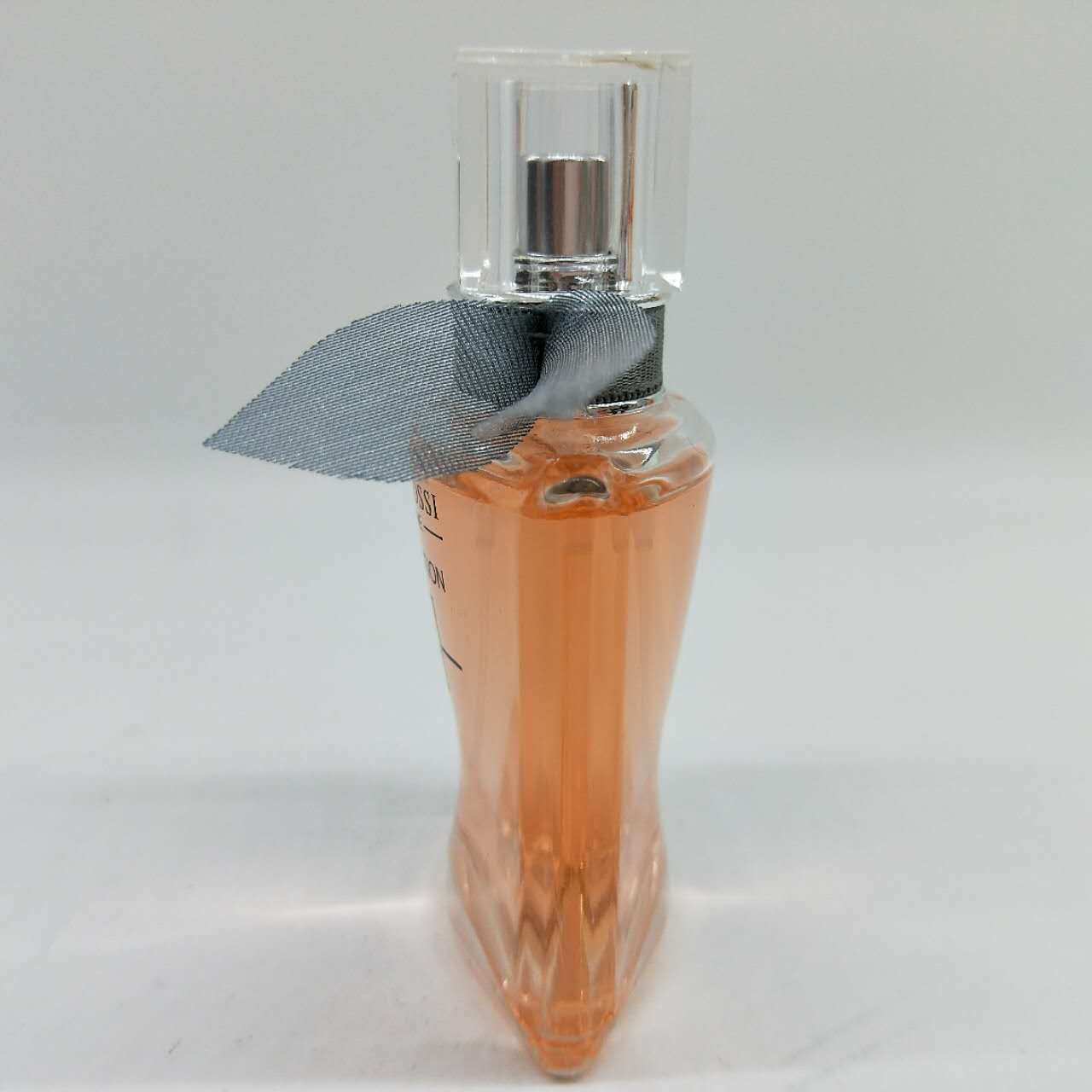 女士香水实物图