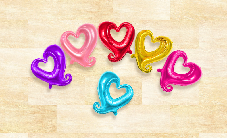 18-inch heart-shaped aluminum film balloon four-leaf clover five-star hook center Application Scenario