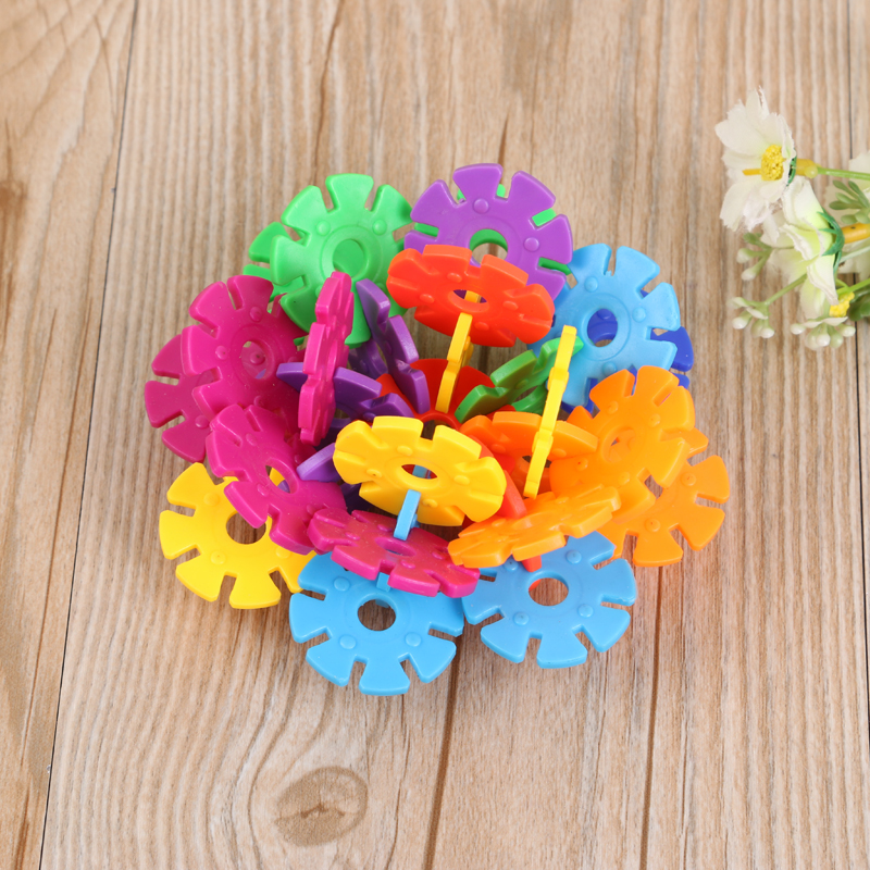 儿童益智玩具积木玩具塑料雪花片拼擦积木产品图