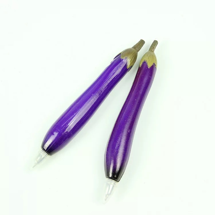 厂家直销 特价商品 批发 圆珠笔 带磁铁工艺笔 仿真蔬菜笔细节图