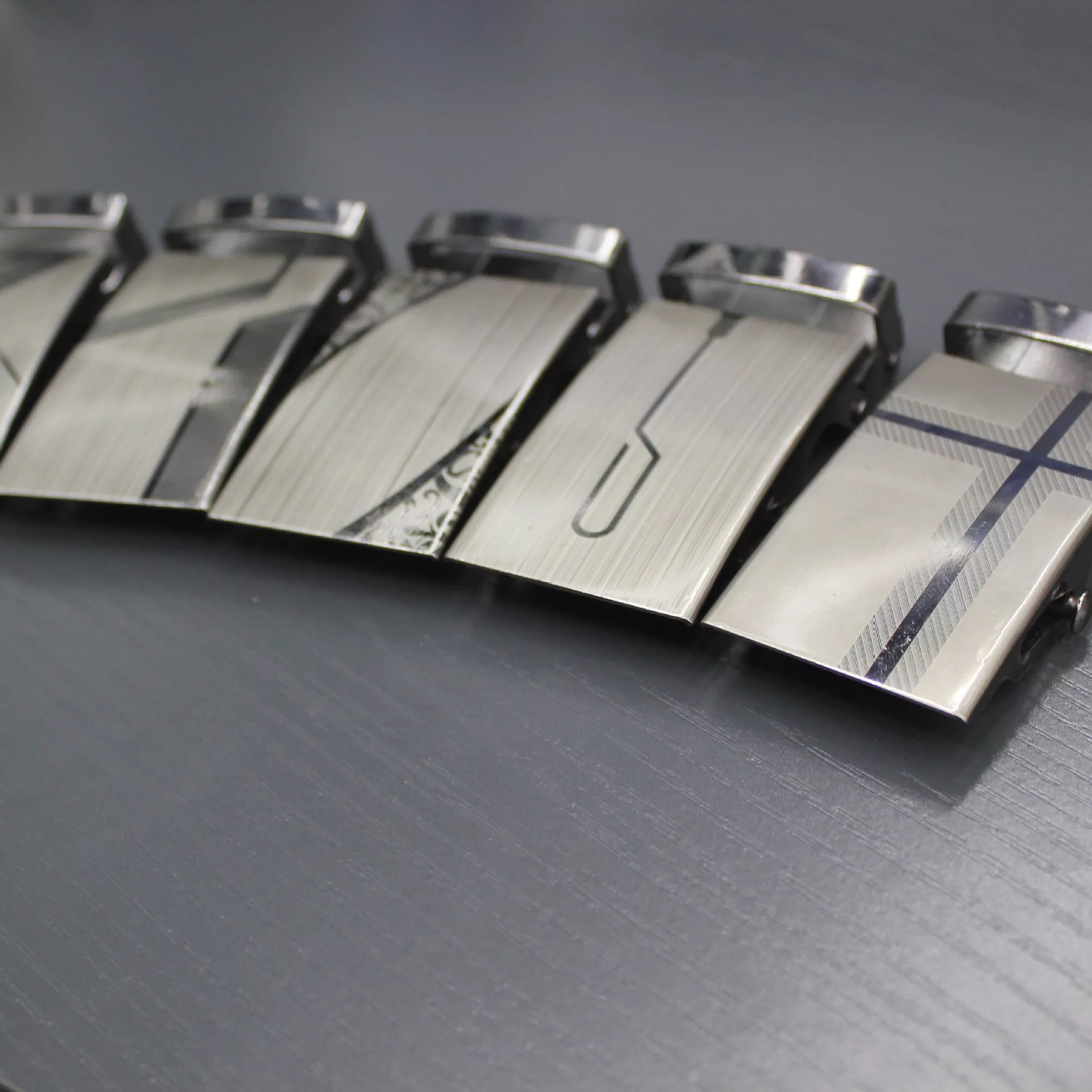 40mm激光滚轴扣产品图