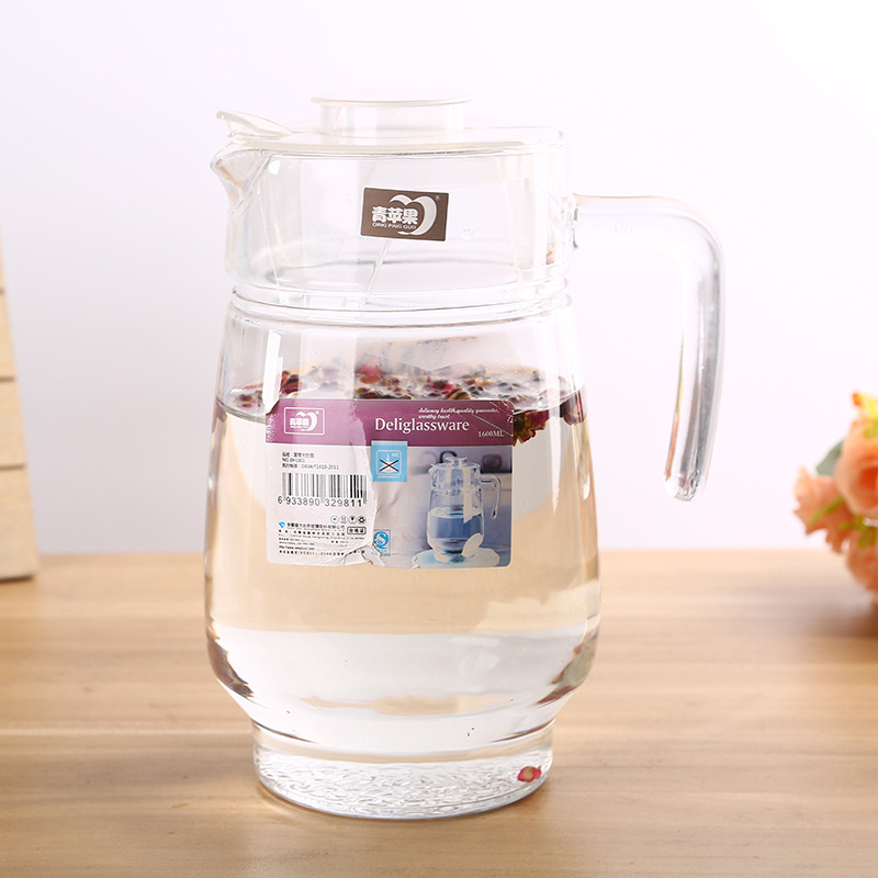 Green apple, big belly, cold water kettle, household water, cups of water, glass cold water kettle, glass kettle