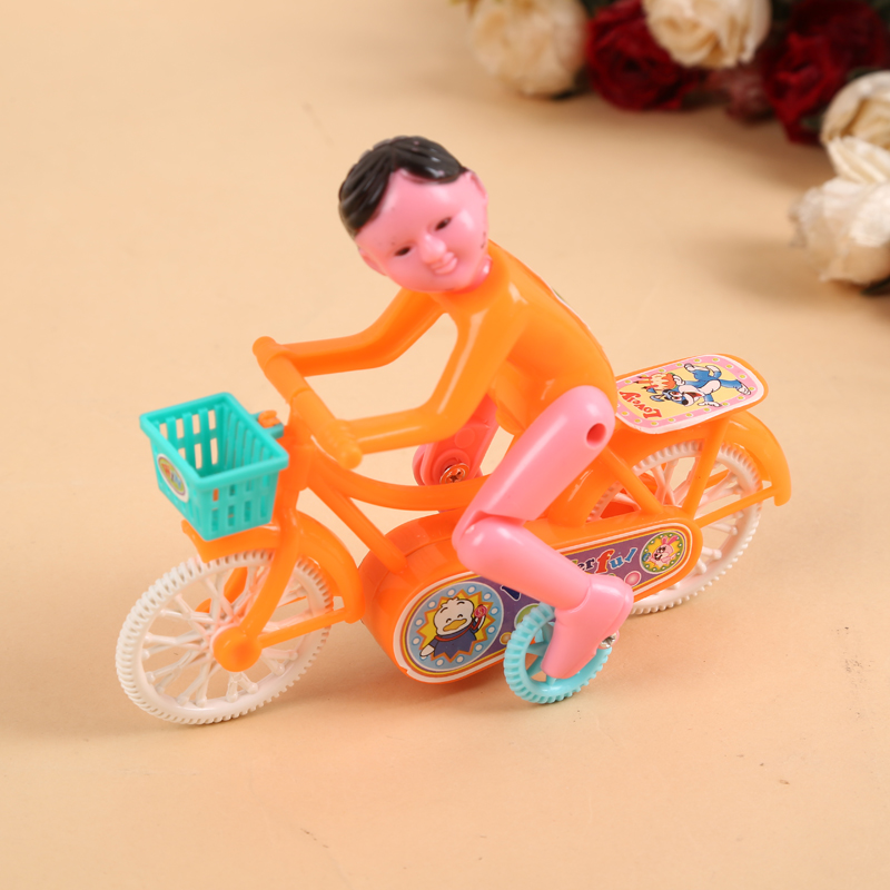 Children's bicycle dolls, cycling toys, and rebound bicycles come in a variety of colors and styles Application Scenario