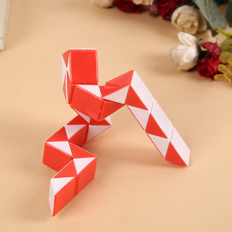 Creative Variable Shape Toys Children's Intellectual Toys Exercise Hand And Brain Coordination Of Various Colors Application Scenario