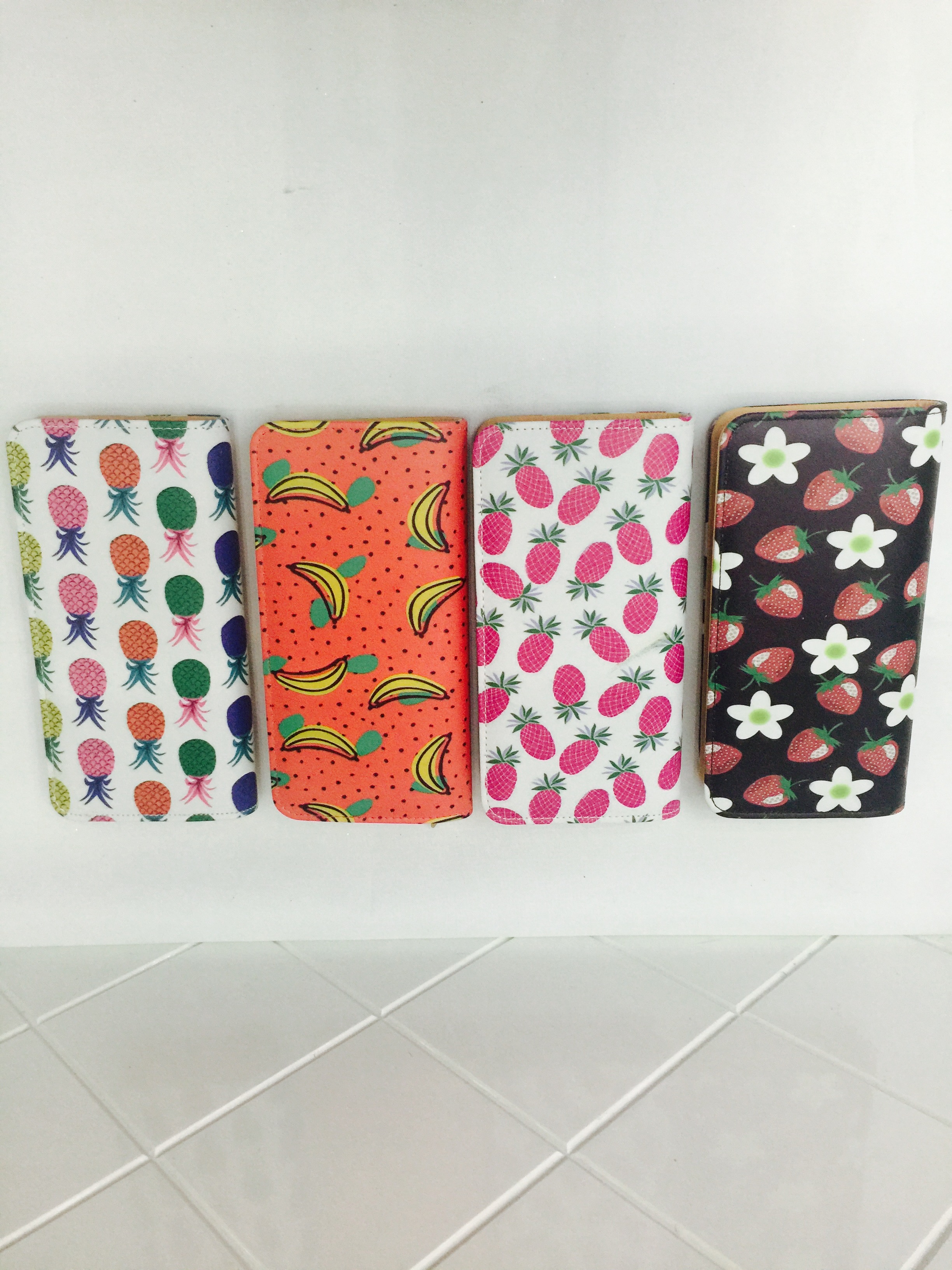 2017 Fruit Mixed Color Wallet details Picture
