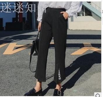 High-waisted, letter-printed black, slightly flared, fashionable, slit straight 9-inch casual pants Application Scenario