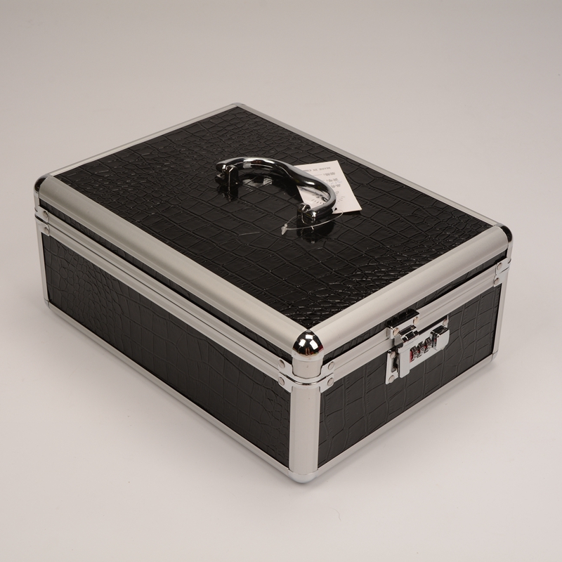Guan Yu black aluminum portable jewelry box portable multifunctional large capacity jewelry box customization thumbnail