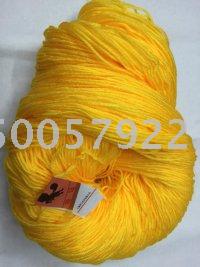 Acrylic wool hand-knitted DIY baby yarn, medium and thick acrylic yarn for shoes and scarves, and export bulk yarn are available in stock details Picture