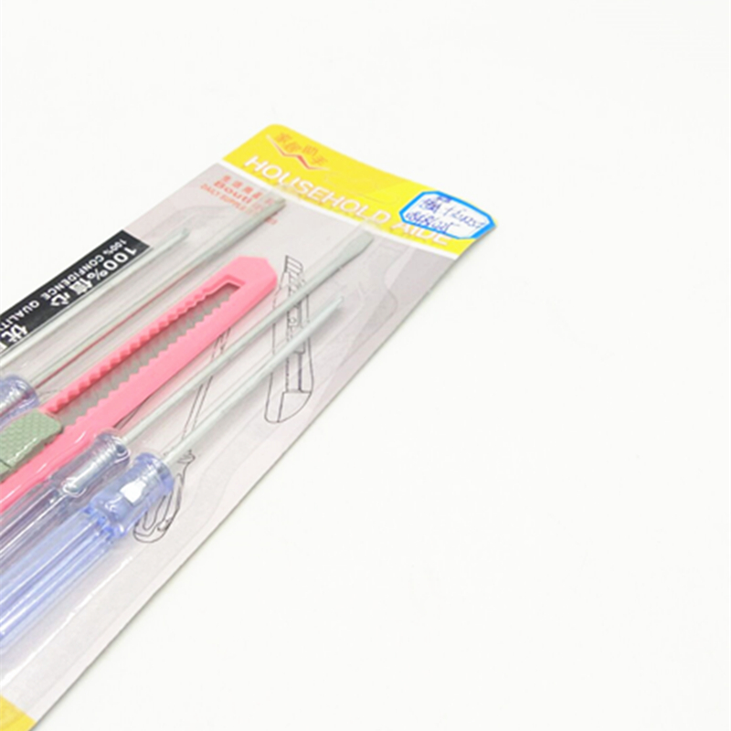 Tweezers + utility knife 5-in-one spring utility knife wallpaper paper cutter Application Scenario