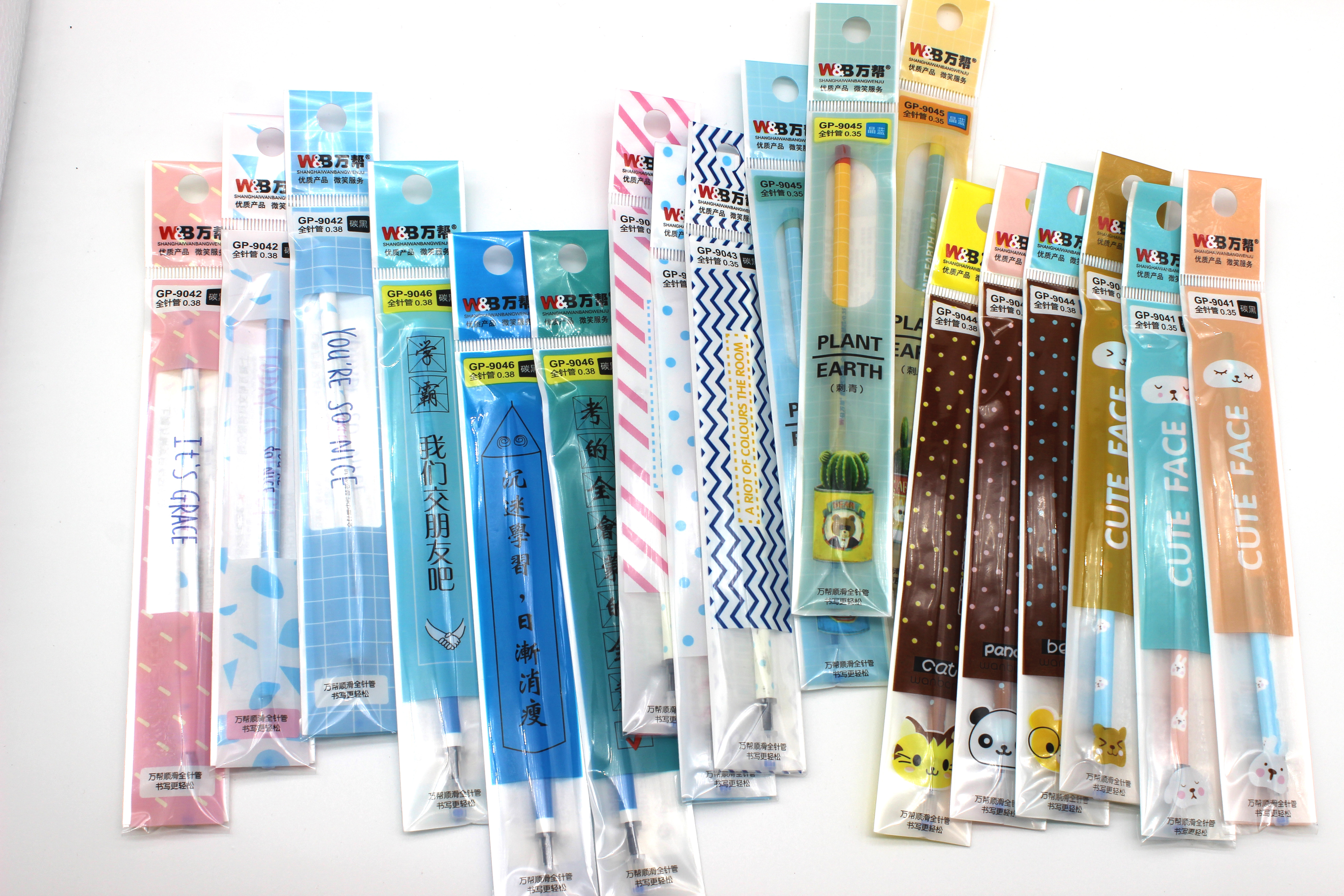 Wanbang GP-9043 Student Cartoon Gel Pen Refill Refill Pen Refill Application Scenario