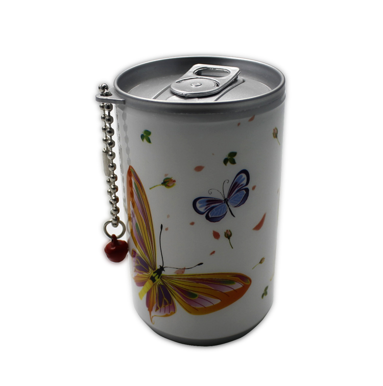 Foreign trade small bucket wet wipes, colorful butterfly cola bucket portable car wet wipes 30PCS Application Scenario