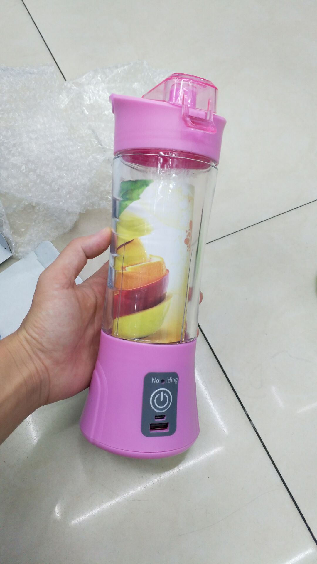 Portable mini multi-functional household juicer, electric juice cup, rechargeable juicer cup Specification image