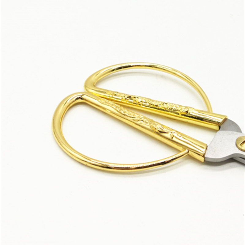 No. 1 Dragon and Phoenix Golden Scissors Stainless Steel Alloy Household Scissors Wedding supplies Creative Decorative Golden Scissors Specification image