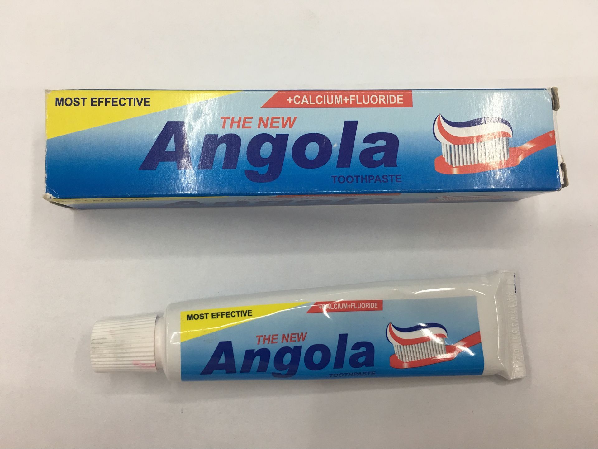Fifty grams of Aangola English toothpaste thumbnail
