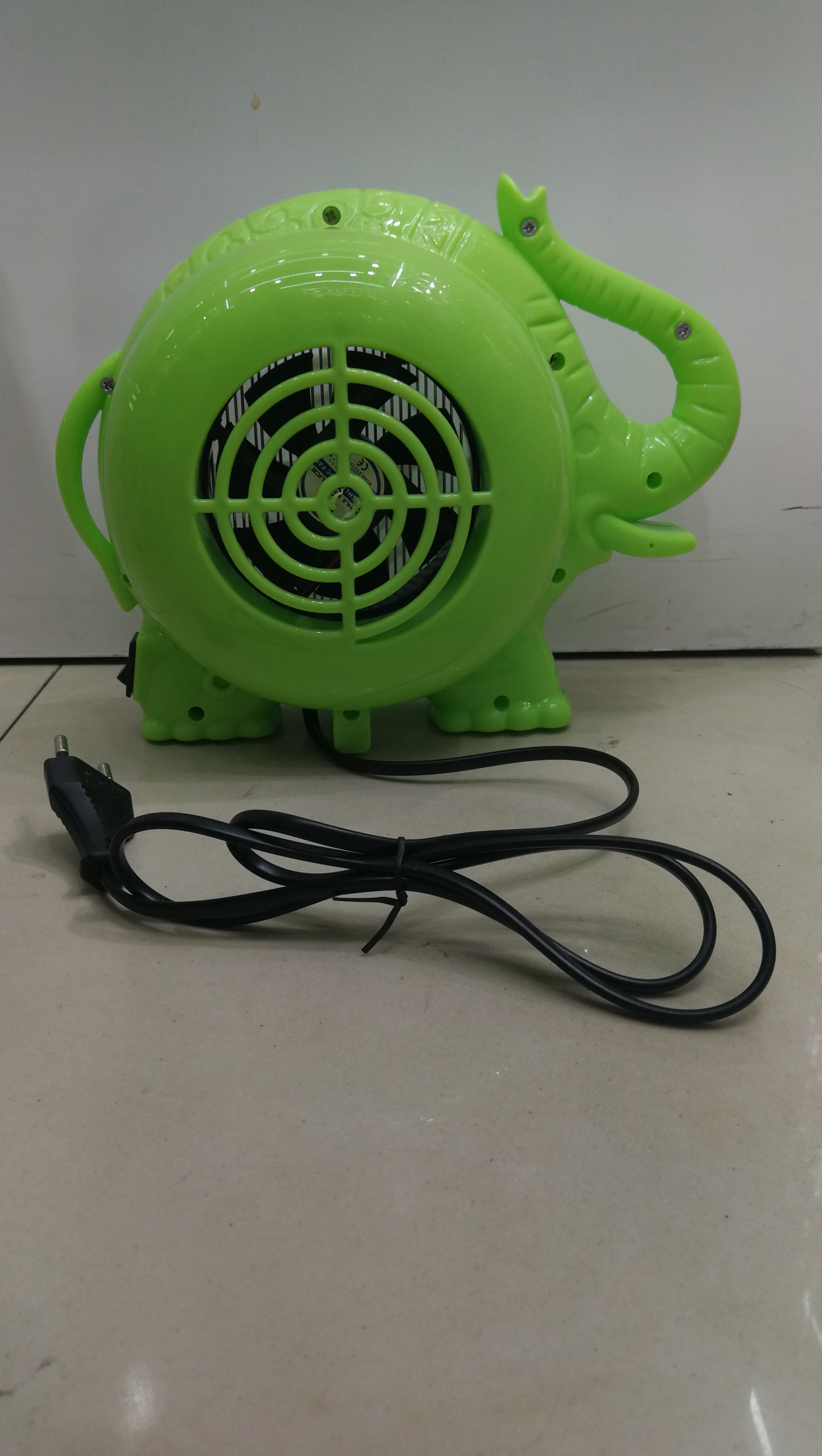 Elephant Suction and electric shock Mosquito Killer KF831 for mothers and babies details Picture