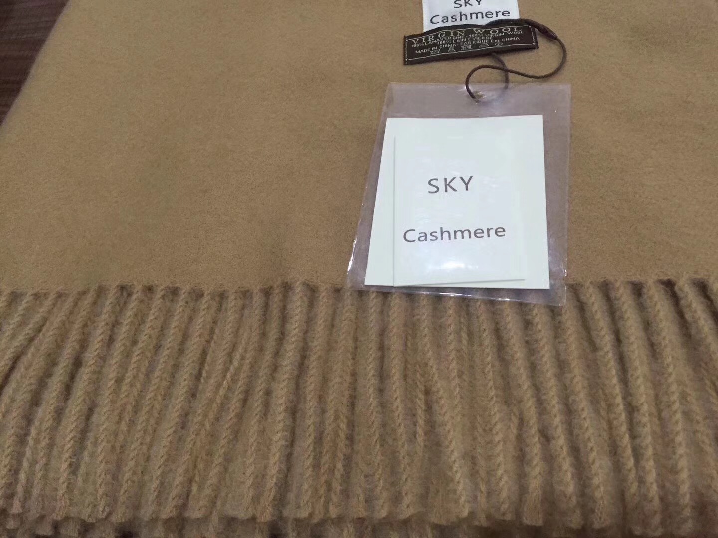 The New Sky Series Is New! This Scarf Is Really Very Tall And The Color Is Super Positive! In Vogue Application Scenario