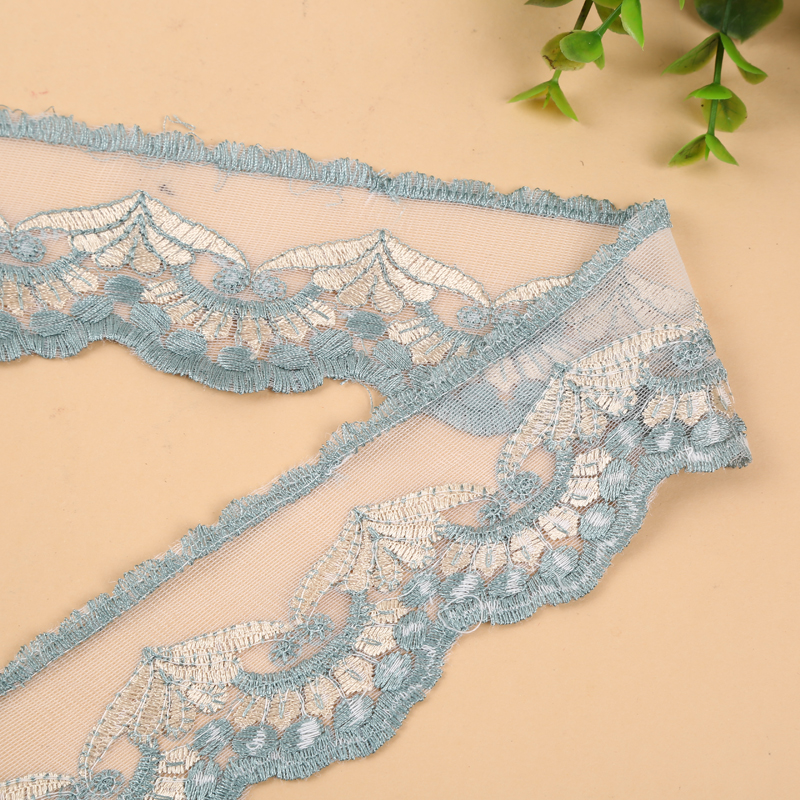 Factory direct sales of water-soluble embroidered lace two-color retro-style skirt curtain accessories Specification image