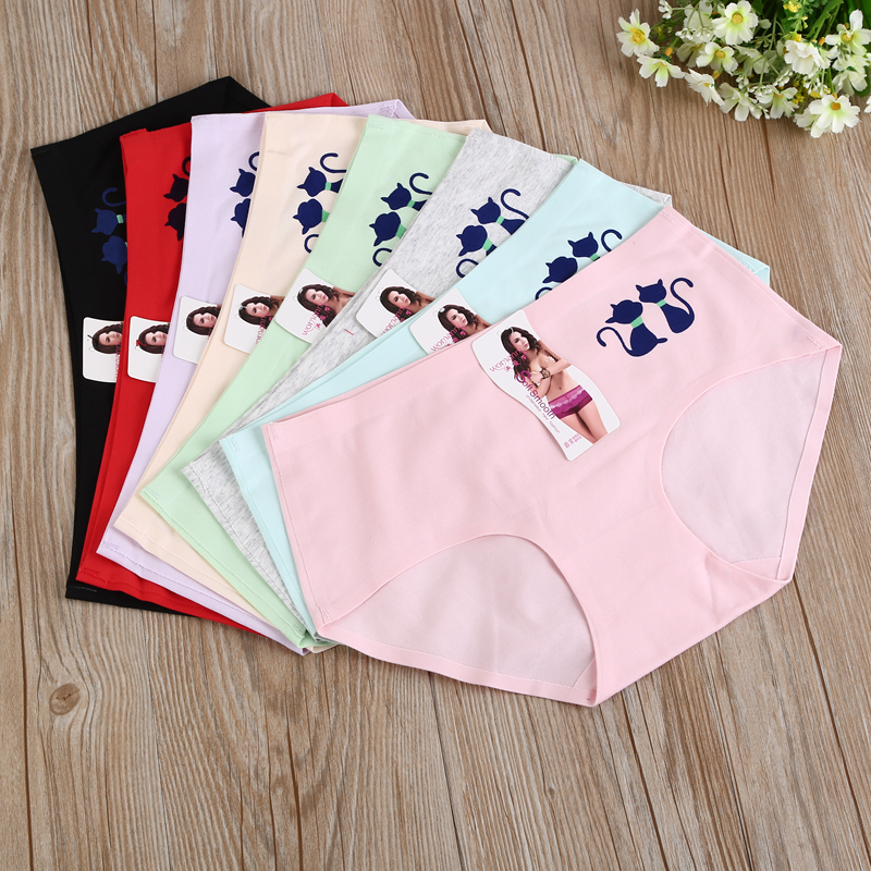 Cute Kitten printed comfortable seamless fashion briefs for women thumbnail