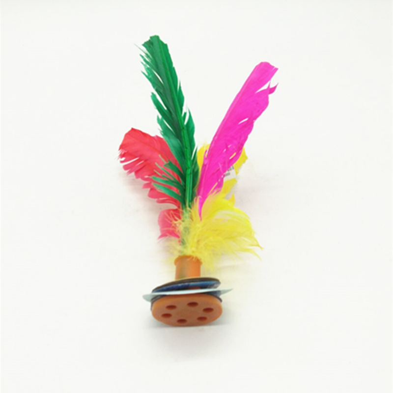 Chicken feather shuttlecock beef bar bottom kick color chicken feather shuttlecock competition special shuttlecock
