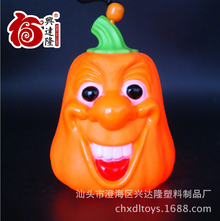A new and popular Halloween product - the big-eyed witch pumpkin lantern with a novel expression Application Scenario