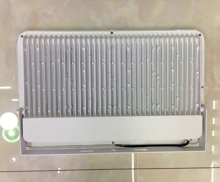 The new 200W LED floodlight is a bestseller in white for outdoor lighting Specification image