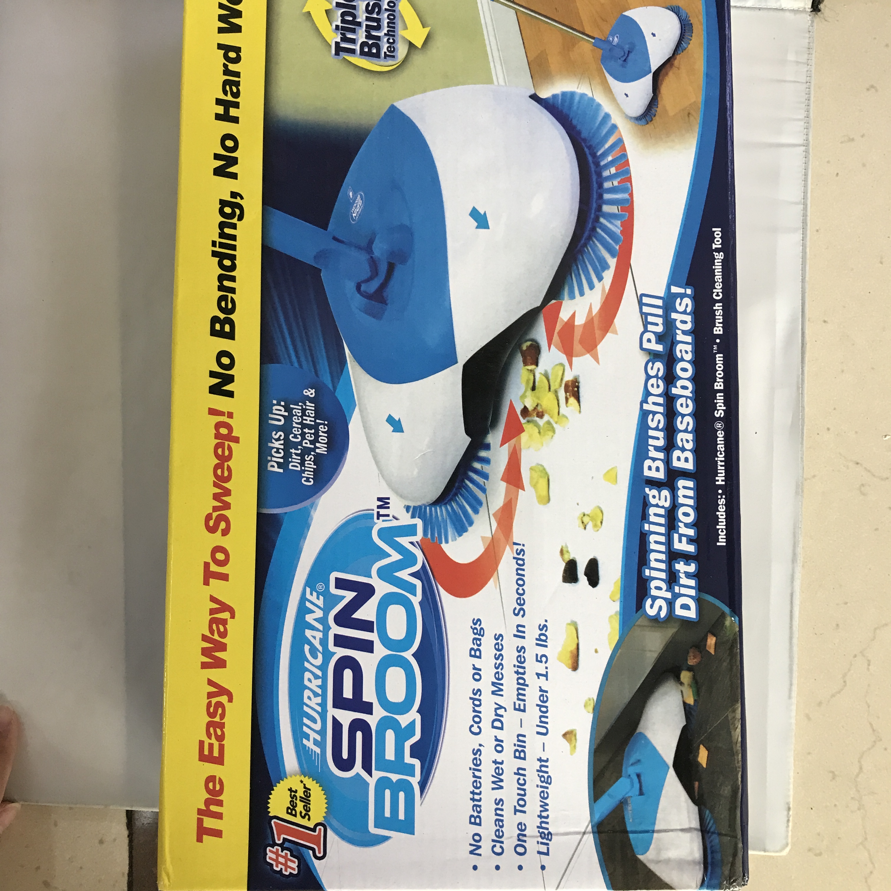 家用扫地机实物图