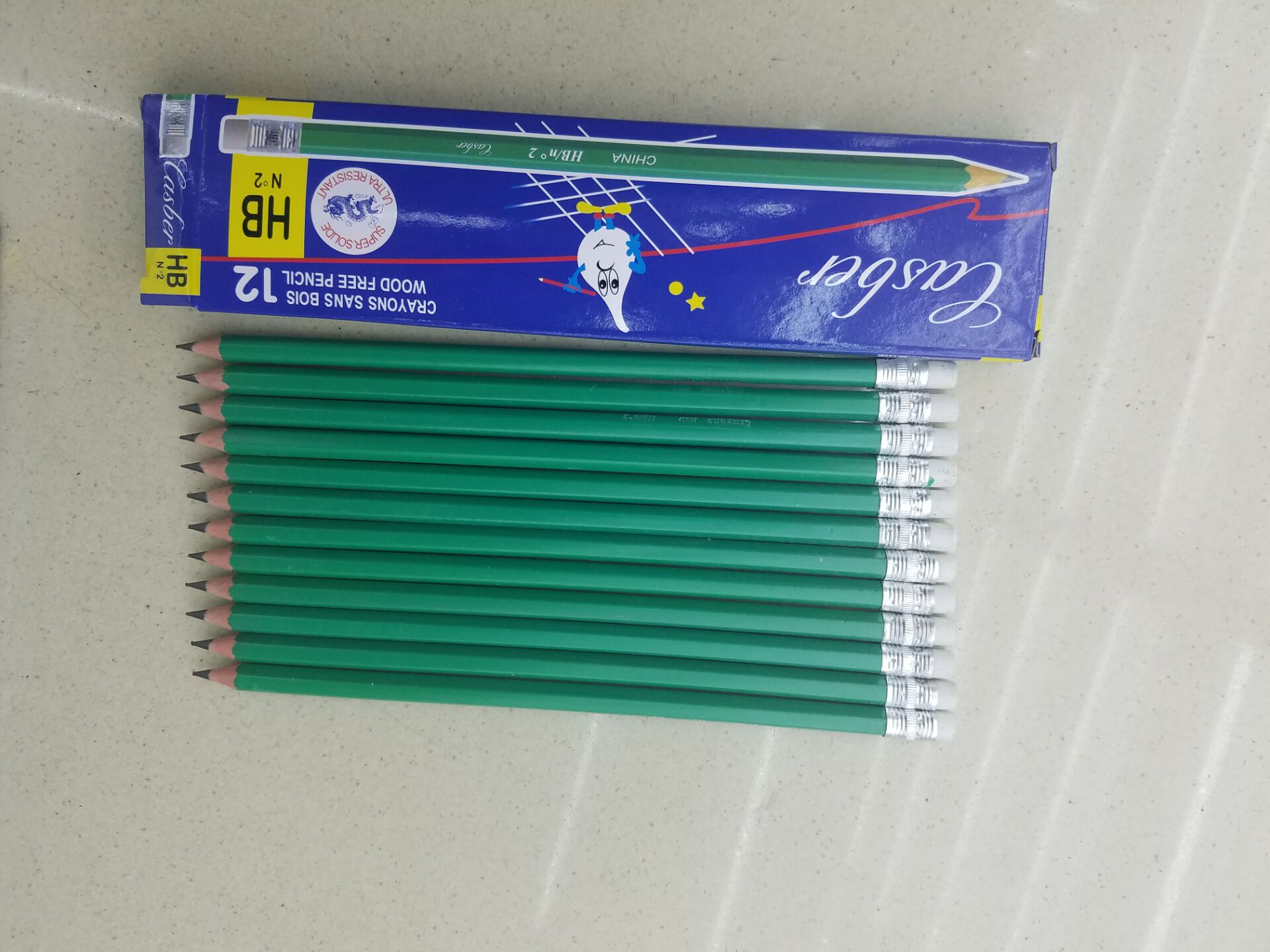 Colored pencils, pencils, watercolors, plastic pencils, plastic colored pencils, crayons