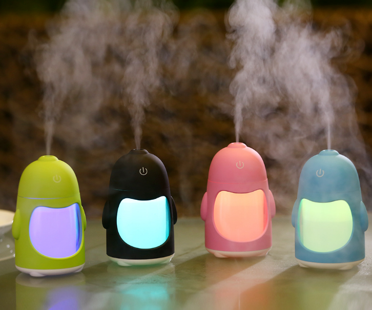 Penguin Night Light Humidifier Mini USB Silent Home Creative Office Aroma Diffuser Air Purifier Gift