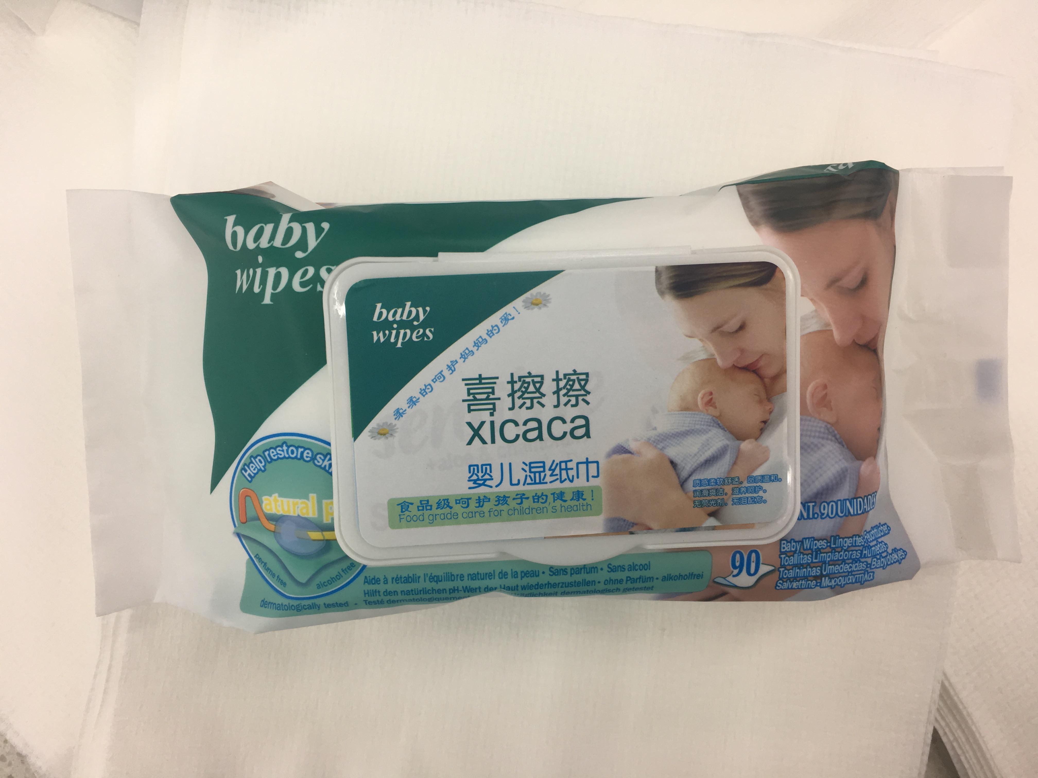 Baby hand and mouth wet wipes, washing and wiping three-in-one care set, soft and comfortable to protect the gentle skin of infants details Picture