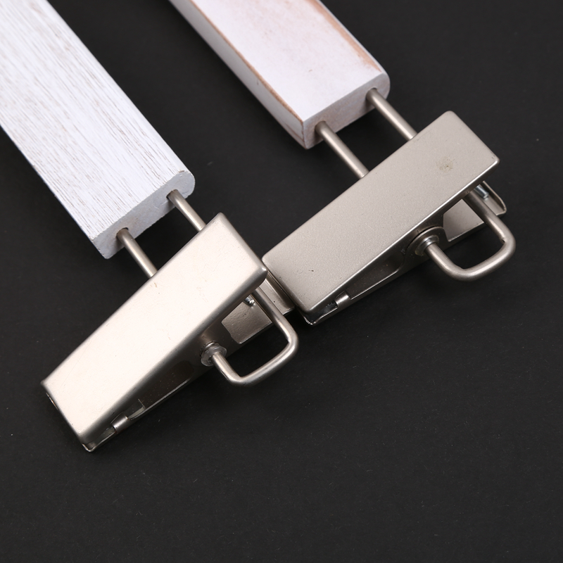 Imitation Wooden Clothes Hanger Non-Slip Clothes Hanger Pants Rack Dress Clip Dress Pants Hanging Application Scenario