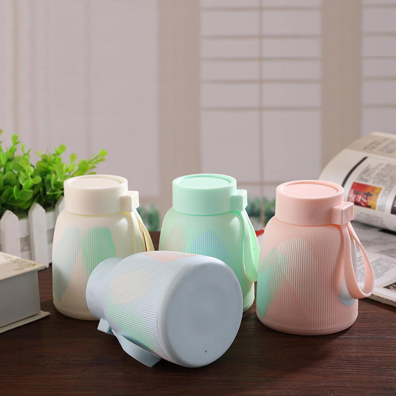 Cute anti-scald plastic shell glass cups, promotional gift cups, glass cups, plastic glass cups, ceramic cups, insulated cups details Picture