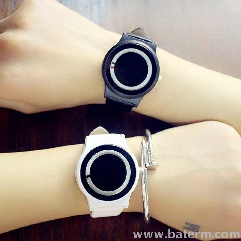 Harajuku style fashionable and trendy simple invisible pointer personalized leather strap men's and women's watches, student watches