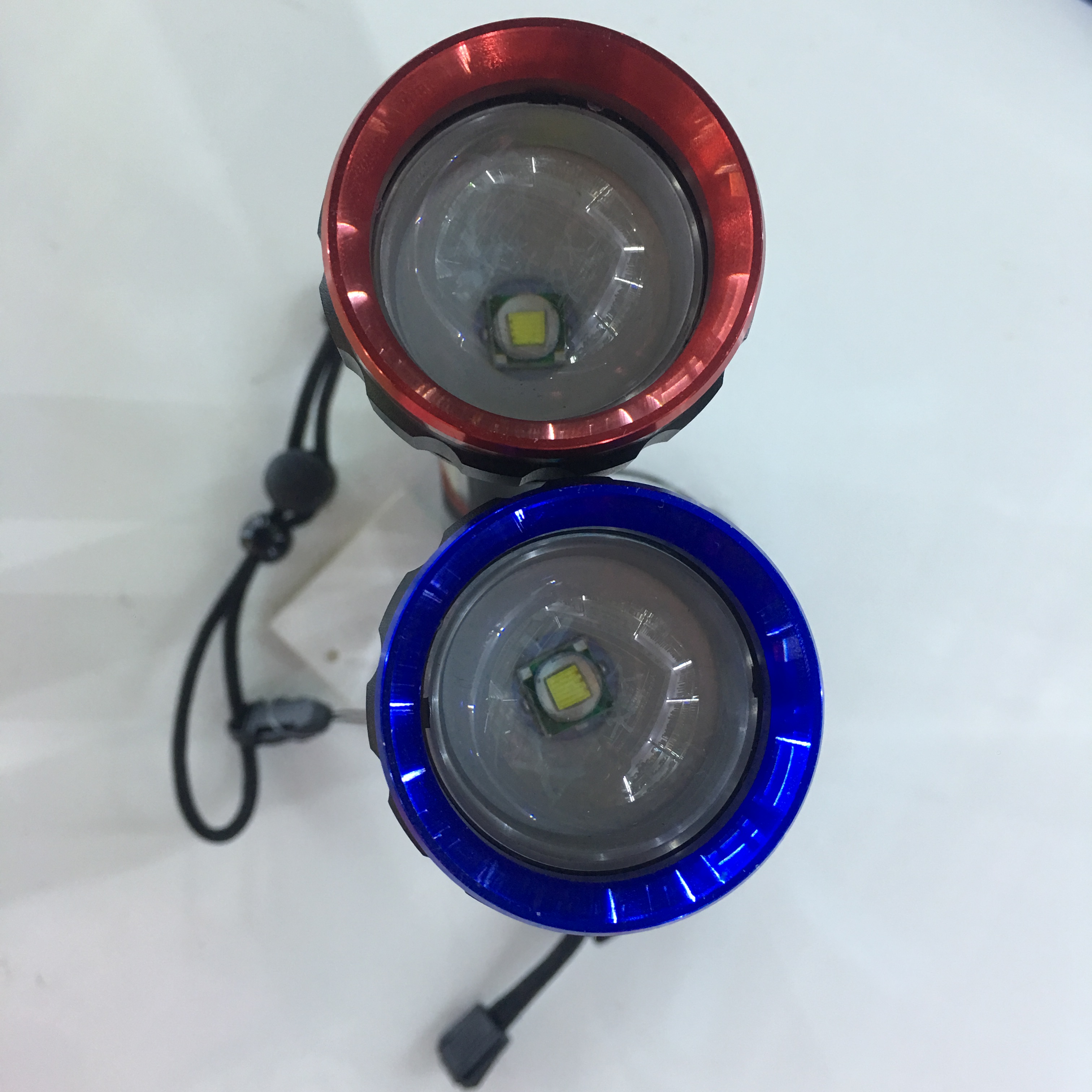 Solar flashlight, COB high-intensity flashlight, safety hammer flashlight, USB charging flashlight, factory direct sales Specification image