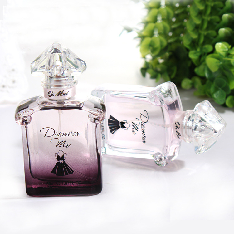 The beautiful black dress women's perfume has a long-lasting, light and fresh scent, 55ML. It's a genuine domestic product and is now in high demand Application Scenario