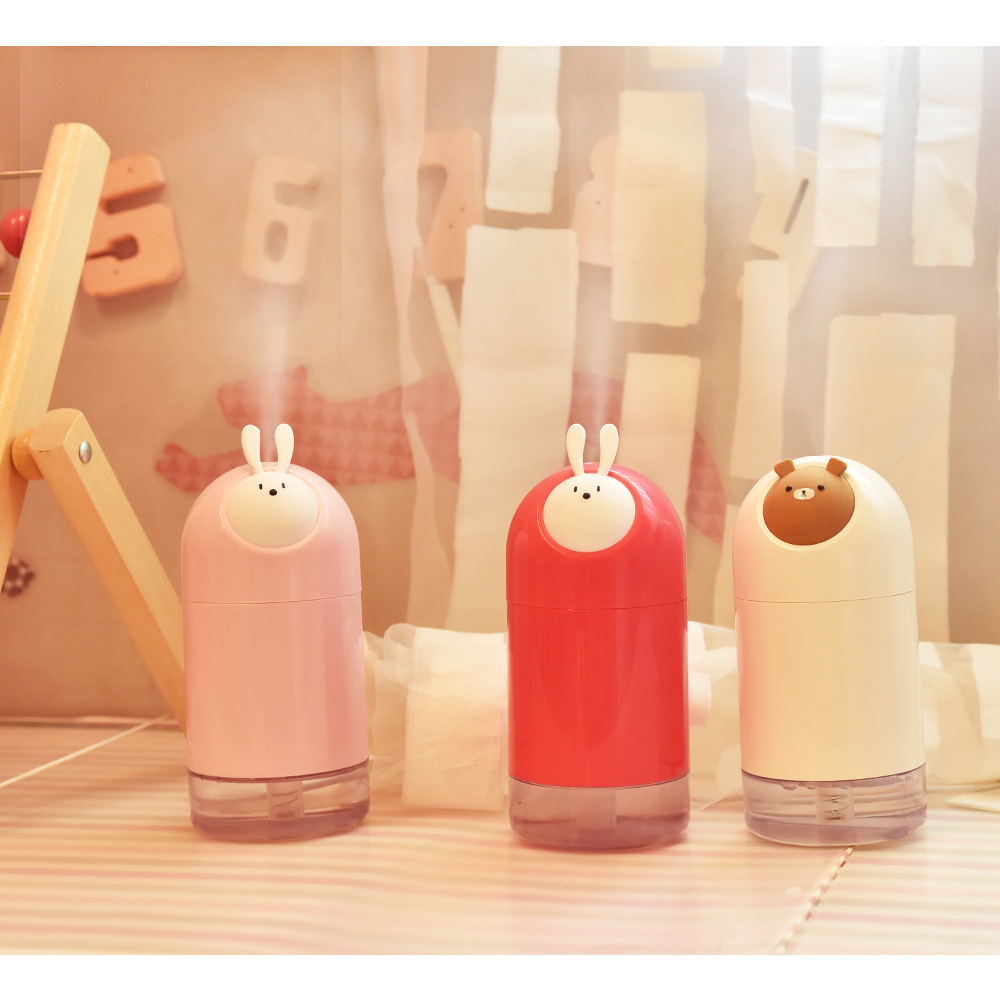 Cute pet animal spirit USB mini humidifier, car cute desktop silent air humidifier gift