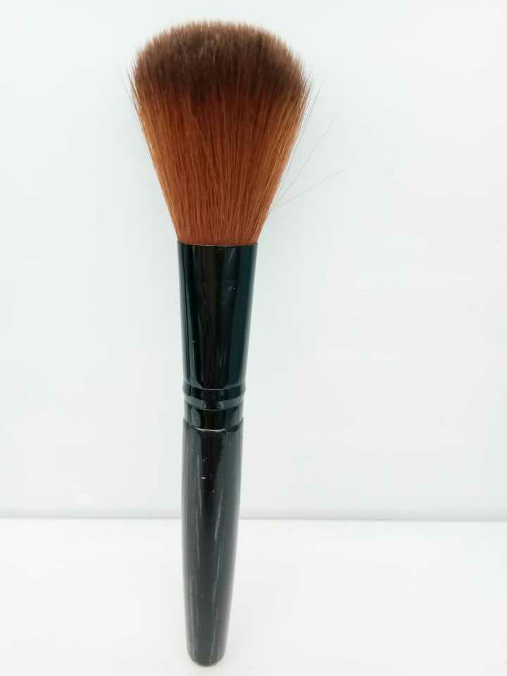 Michelin single-pack foundation, contouring brush, honey brush, foundation brush, blush brush, loose powder brush