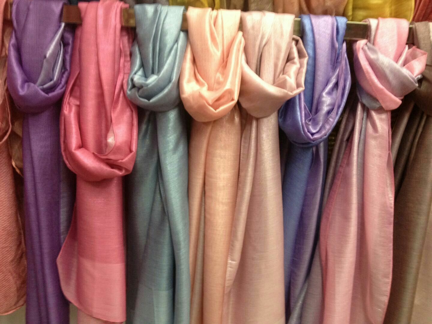 New New Fabric Women's Long Scarf Monochromatic Gradient Scarf