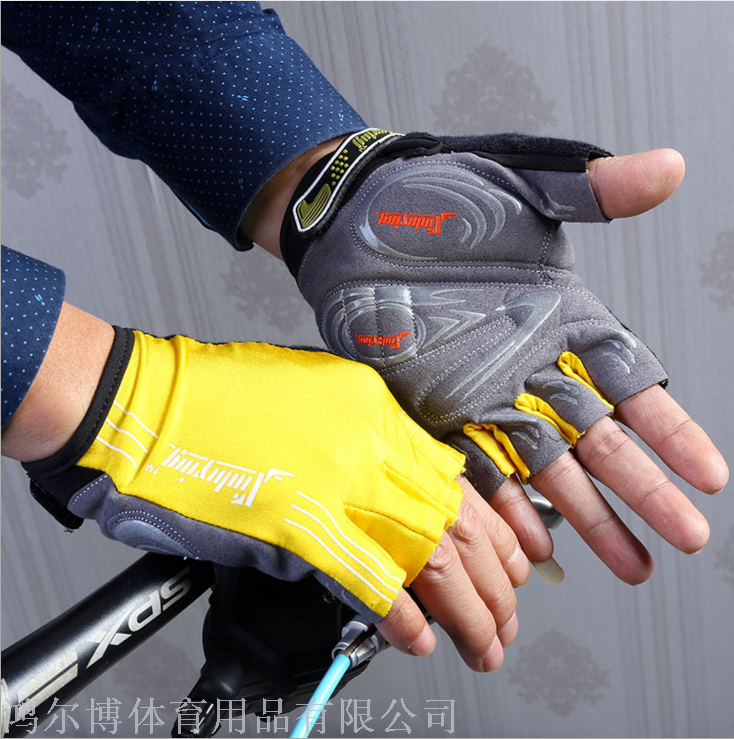2017夏季新款户外运动骑行手套防滑保护半指手套厂家批发