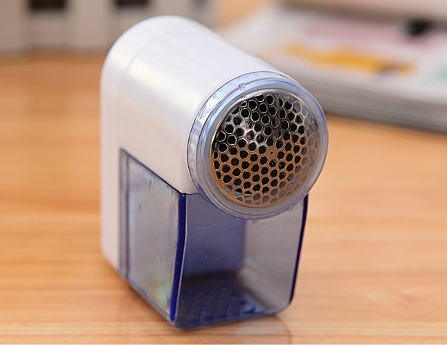 Hairball remover, battery-powered mini hairball trimmer, hair remover for clothes, electric sweater, hairball and hair clipper Application Scenario