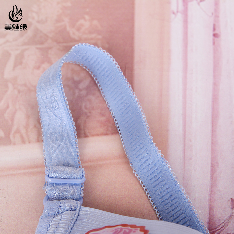 Anti-Drawing Pull Together Comfortable Bra Large Size Anti-Exposure No Underwire Bra Underwear Manufacturers Wholesale Application Scenario