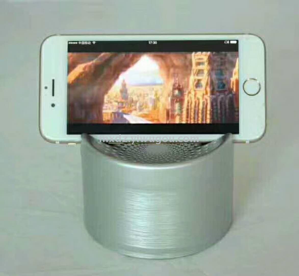 New personalized small speaker Bluetooth small speaker mobile phone bracket speaker portable speaker