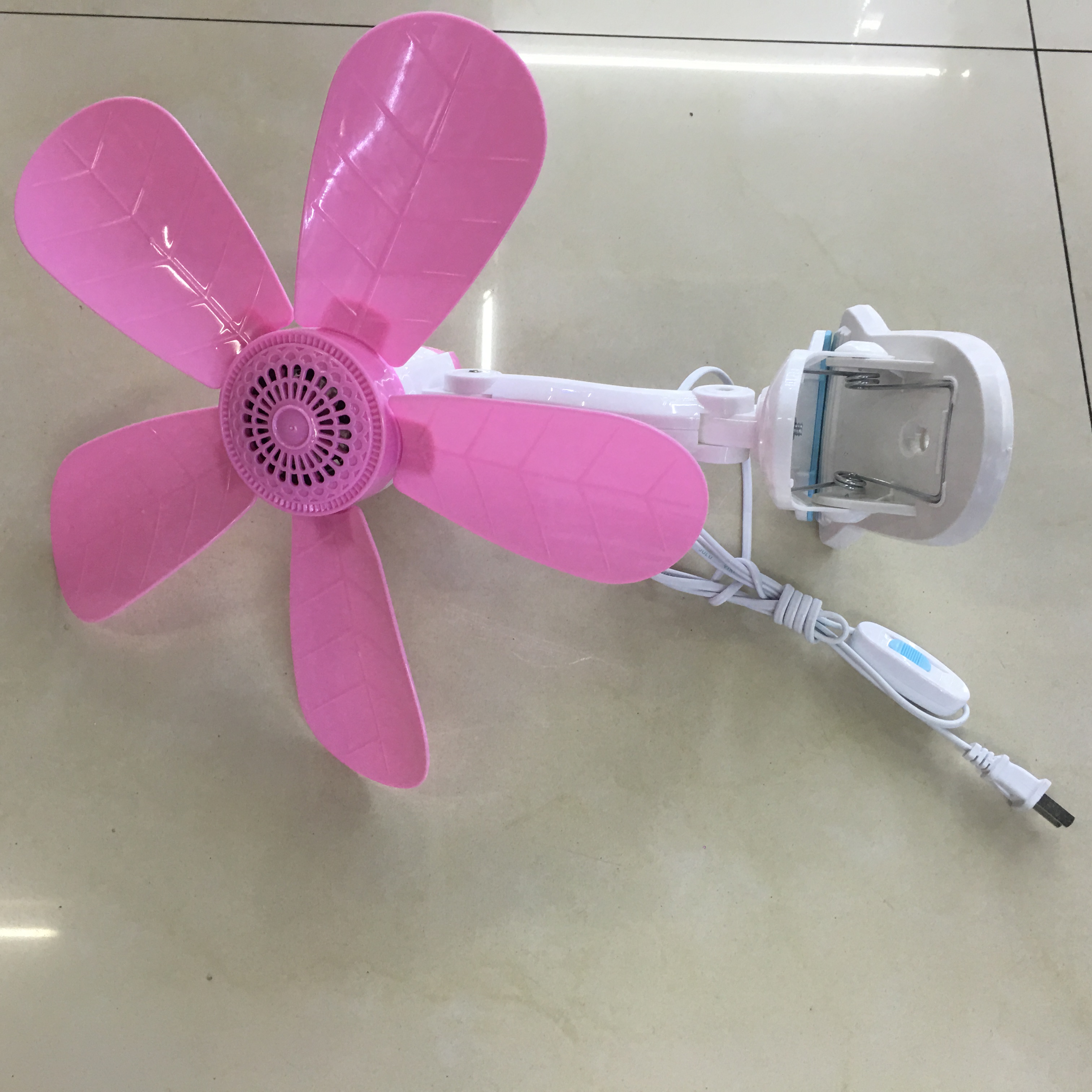 Plug 5-blade clip fan, 4-blade plug fan, plug ceiling fan factory direct sales details Picture